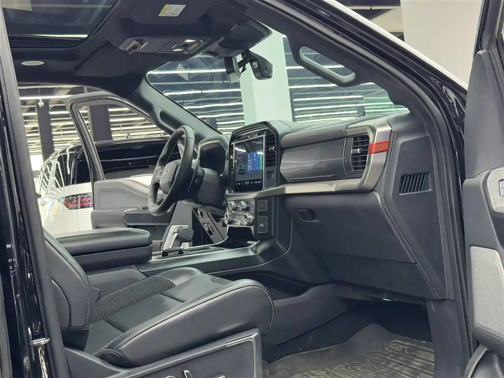 Ford F-150 Raptor — фото 10