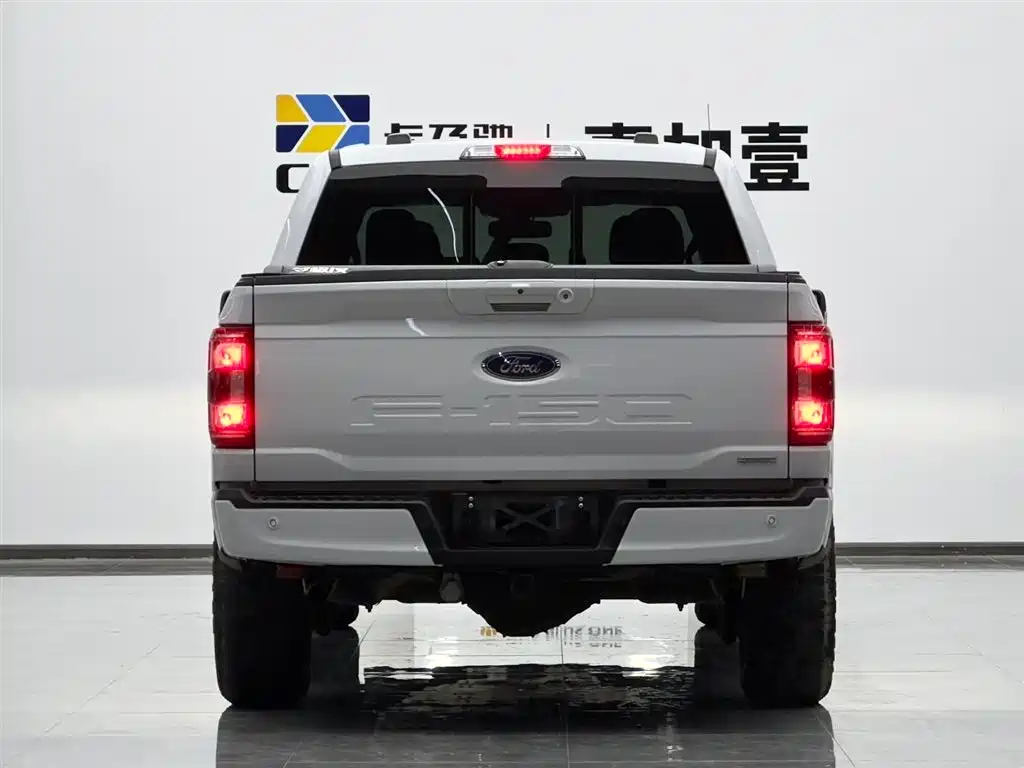 Ford F-150 Raptor — фото 5