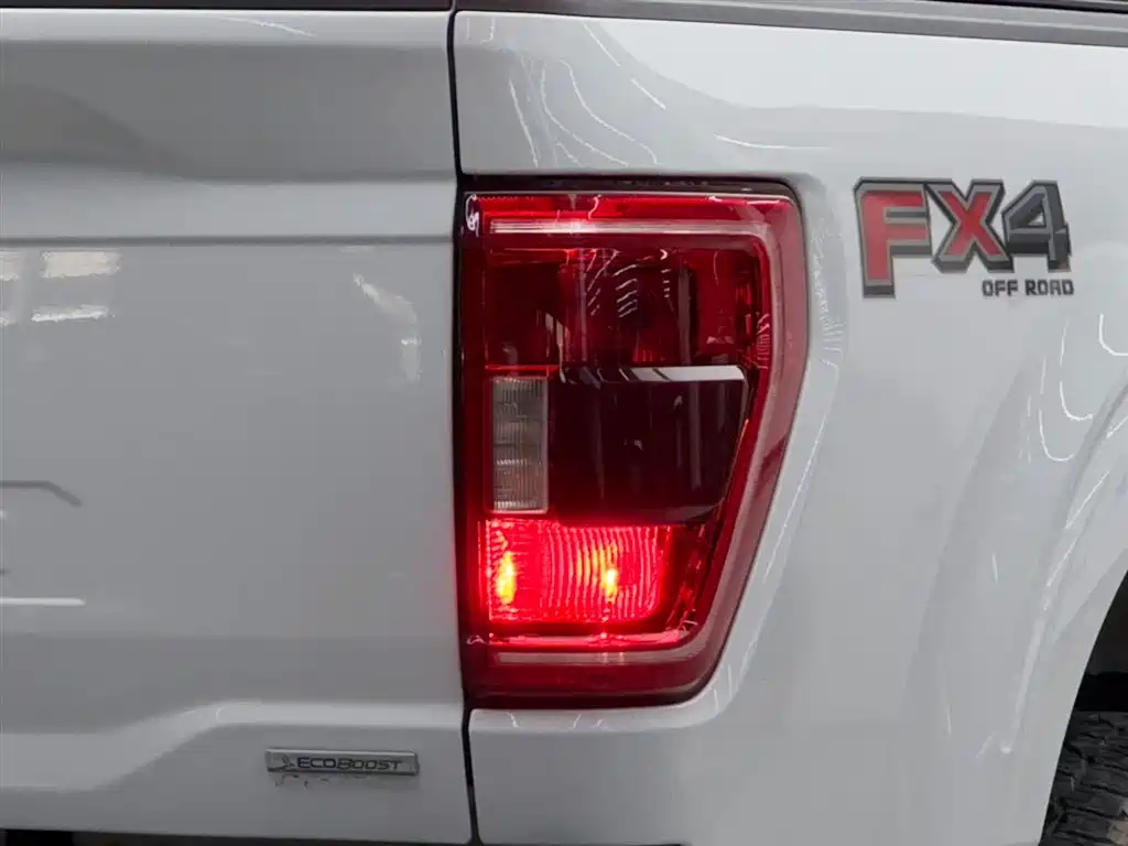 Ford F-150 Raptor — фото 6