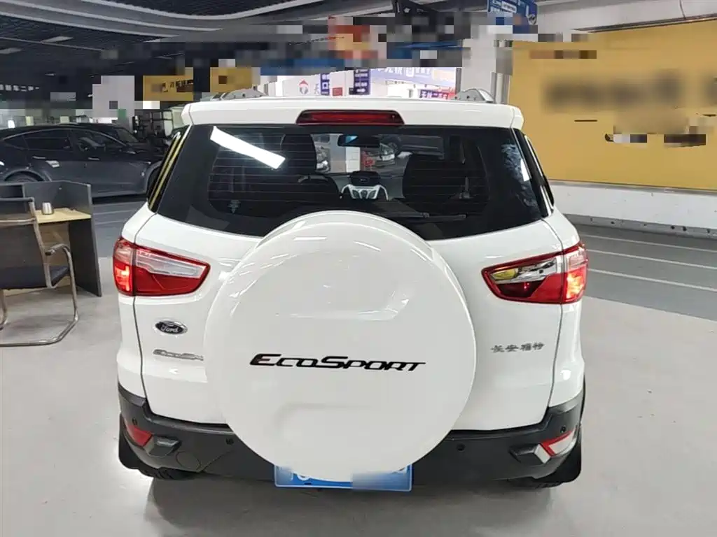 Ford Ecosport — фото 6