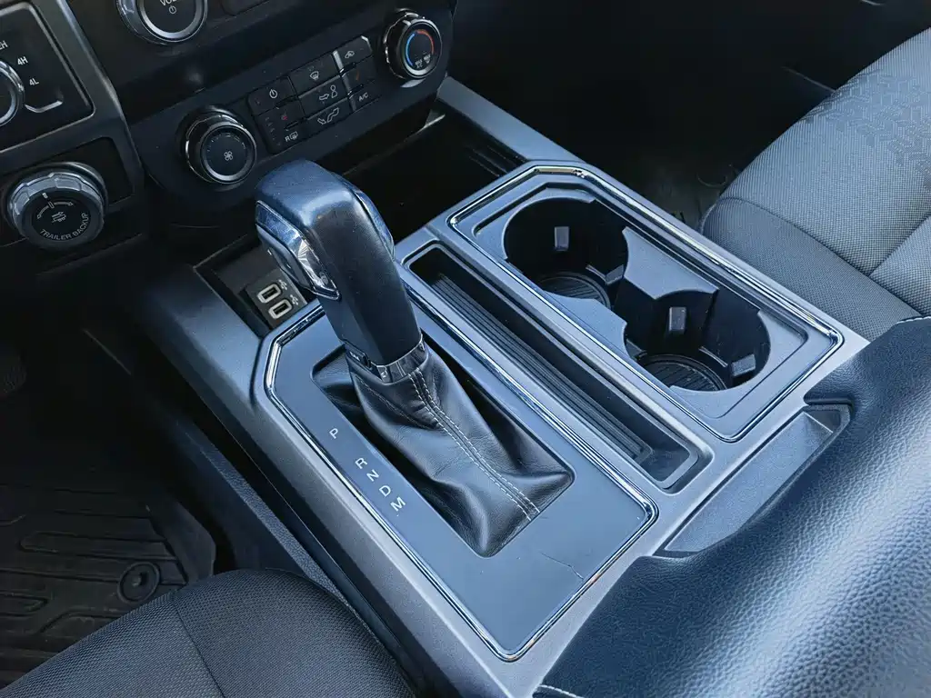 Ford F-150 Raptor — фото 11