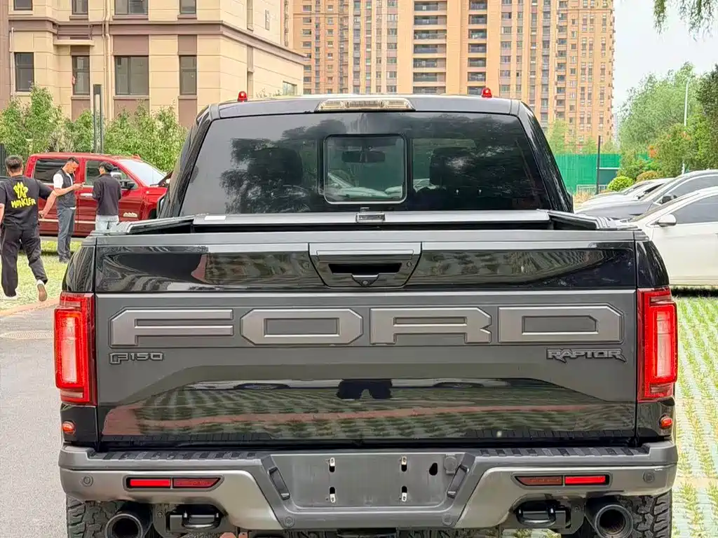 Ford F-150 Raptor — фото 4