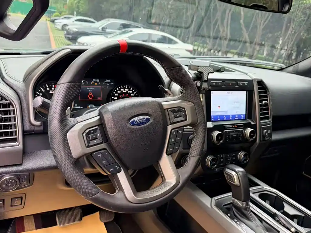 Ford F-150 Raptor — фото 6