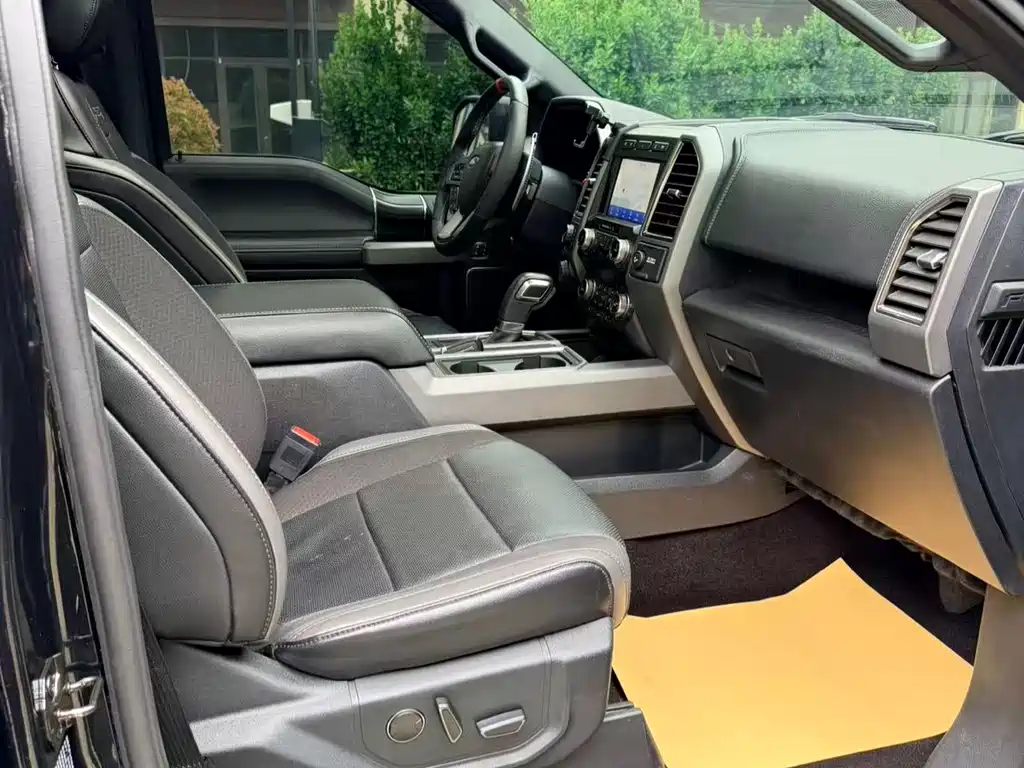 Ford F-150 Raptor — фото 7
