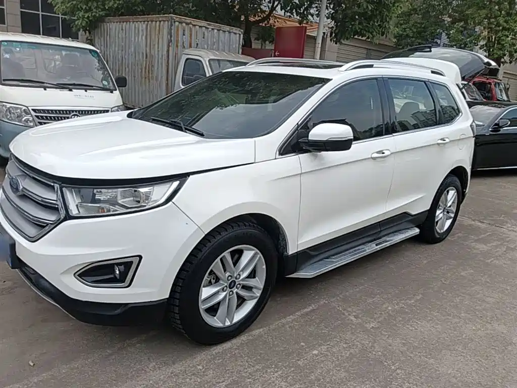Ford Edge — фото 2