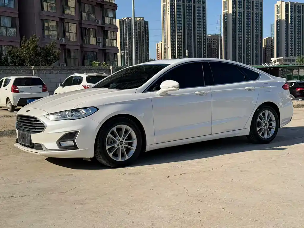 Ford Mondeo — фото 2