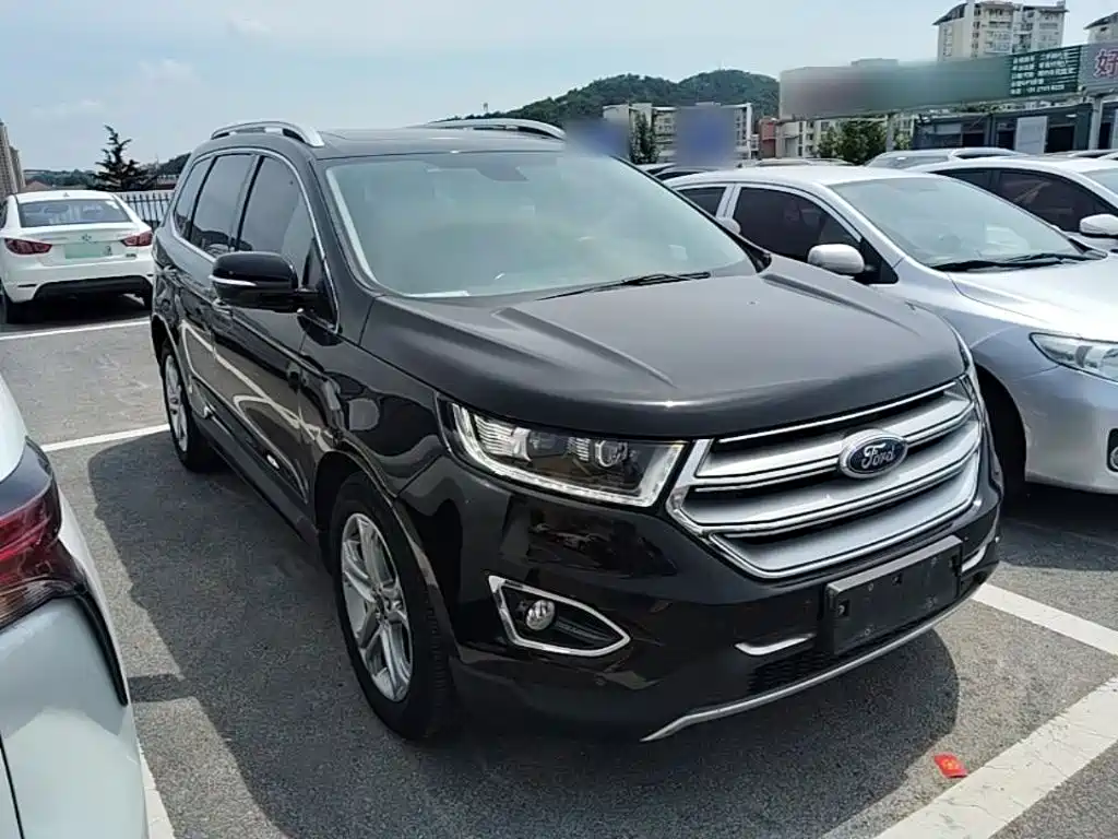 Ford Edge — фото 4