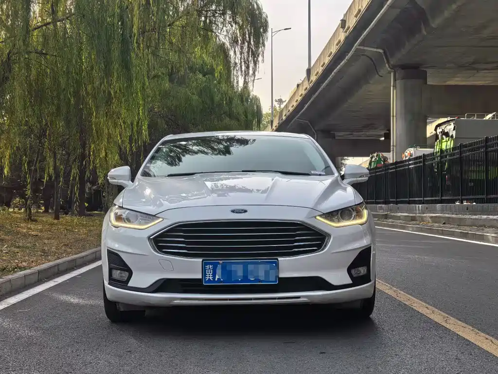 Ford Mondeo — фото 2