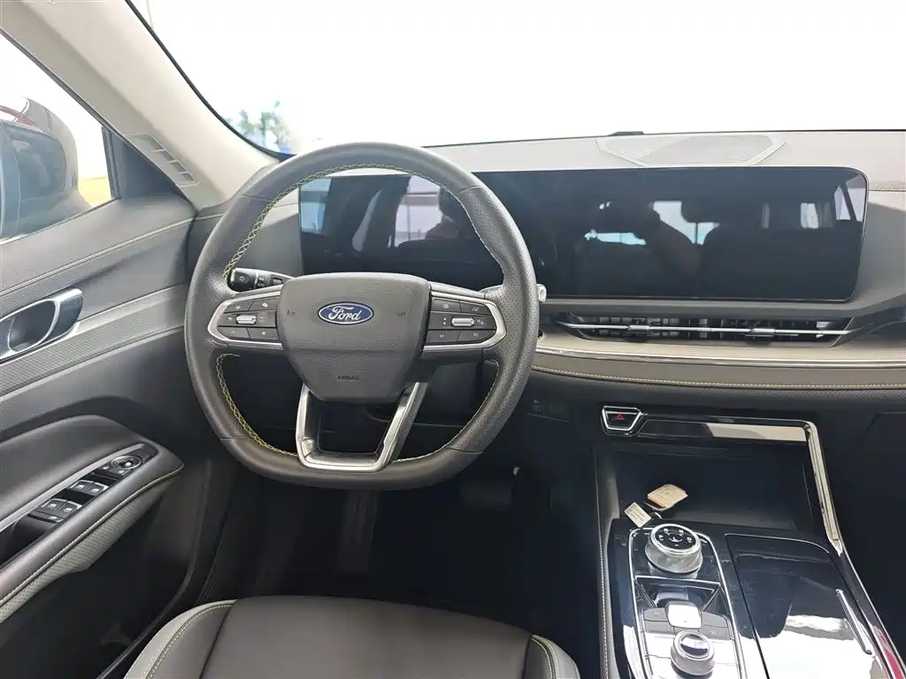 Ford Equator Sport New Energy — фото 15
