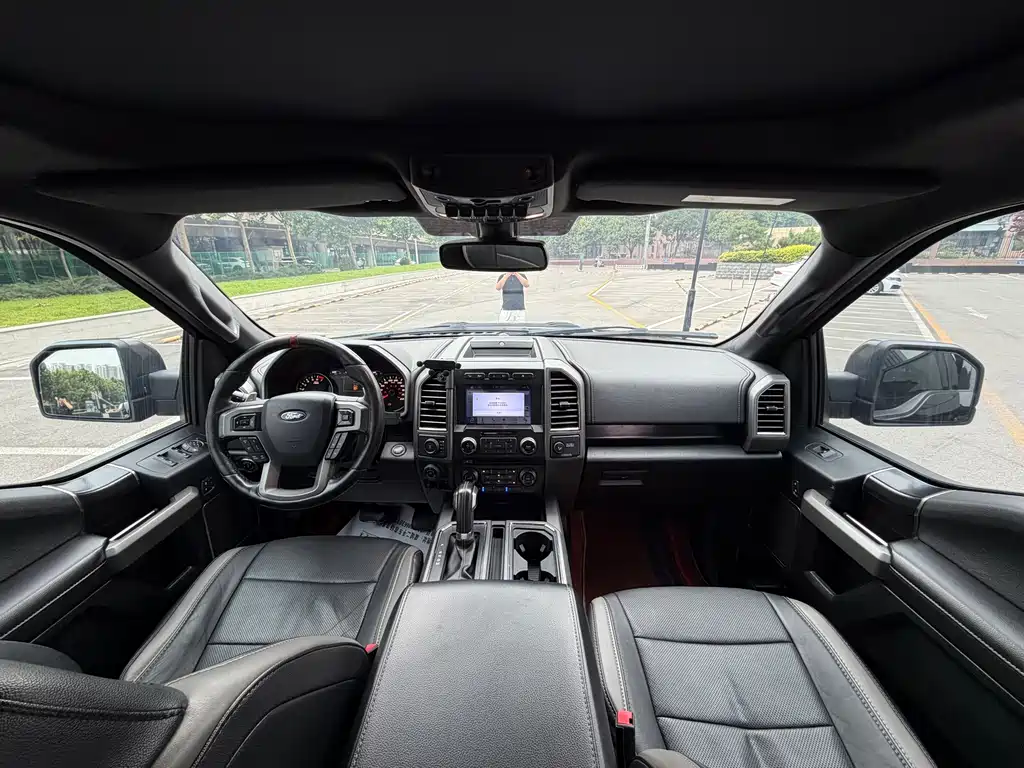 Ford F-150 Raptor — фото 11