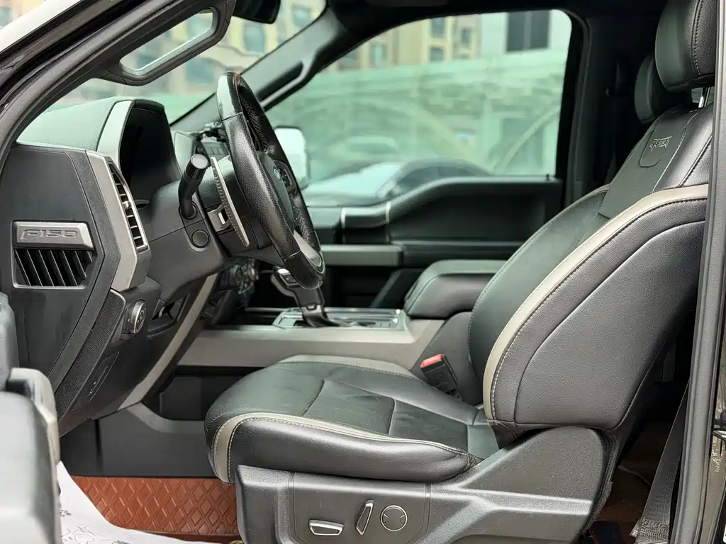 Ford F-150 Raptor — фото 6