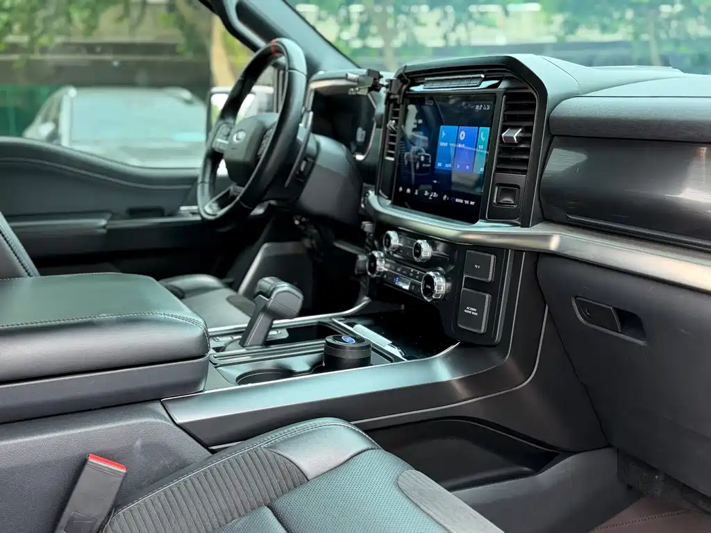 Ford F-150 Raptor — фото 14