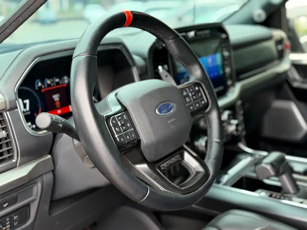 Ford F-150 Raptor — фото 5