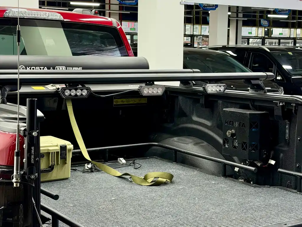 Ford F-150 Raptor — фото 10