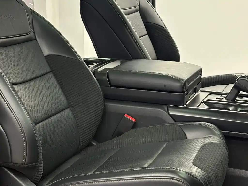 Ford F-150 Raptor — фото 11