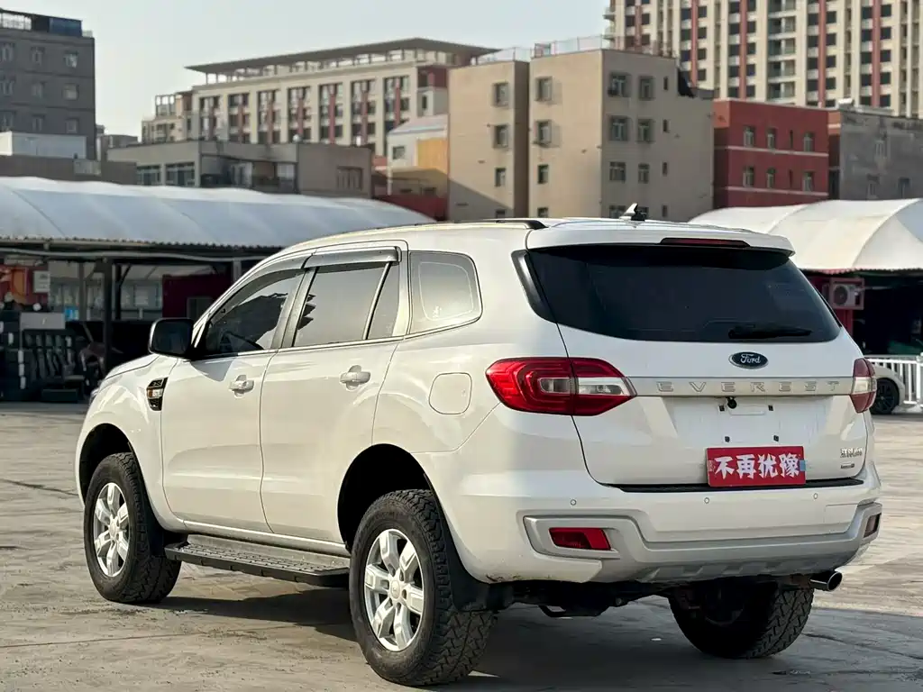 Ford Everest — фото 7