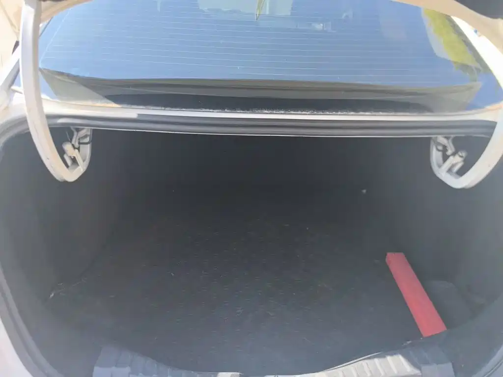 Ford Escort — фото 19