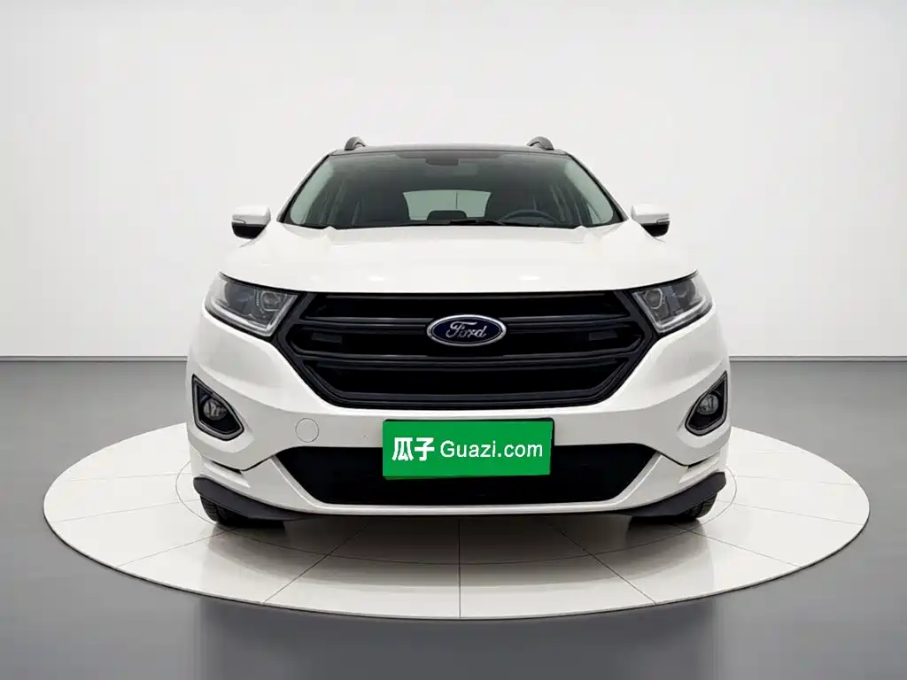 Ford Edge — фото 24