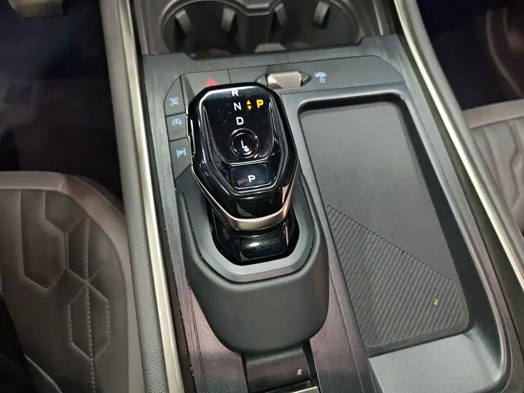 Ford Edge — фото 14