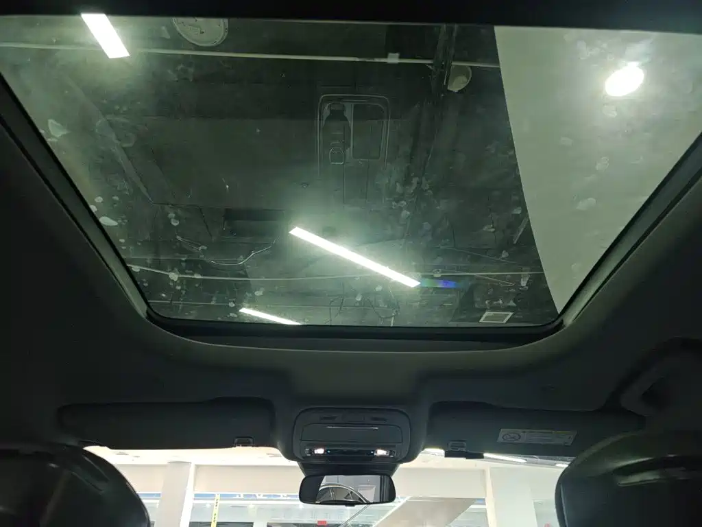 Ford Edge — фото 18