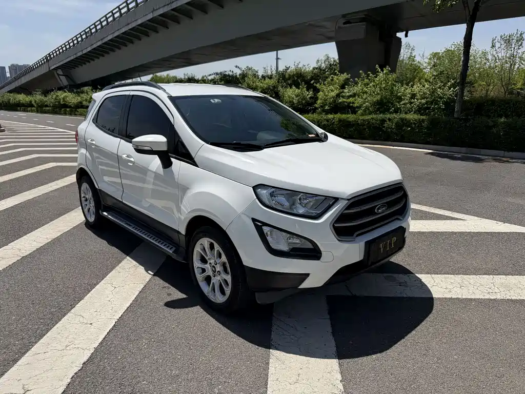 Ford Ecosport — фото 3