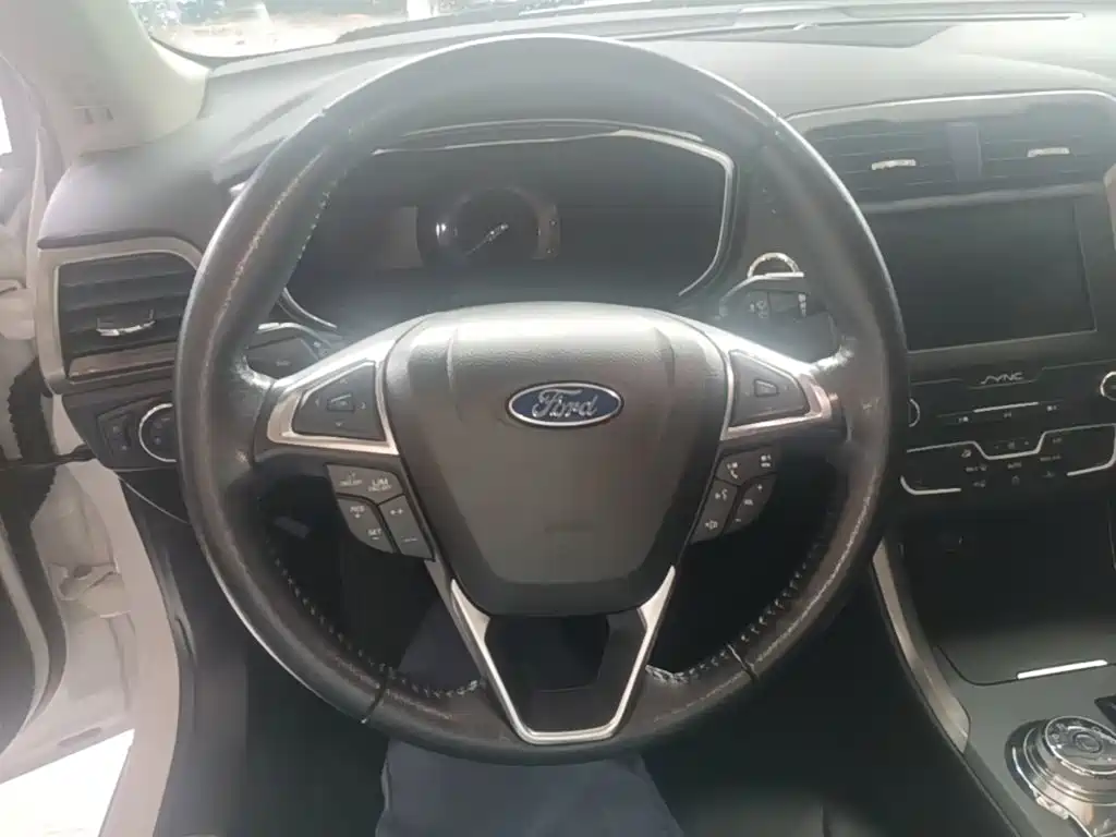 Ford Mondeo New Energy — фото 11