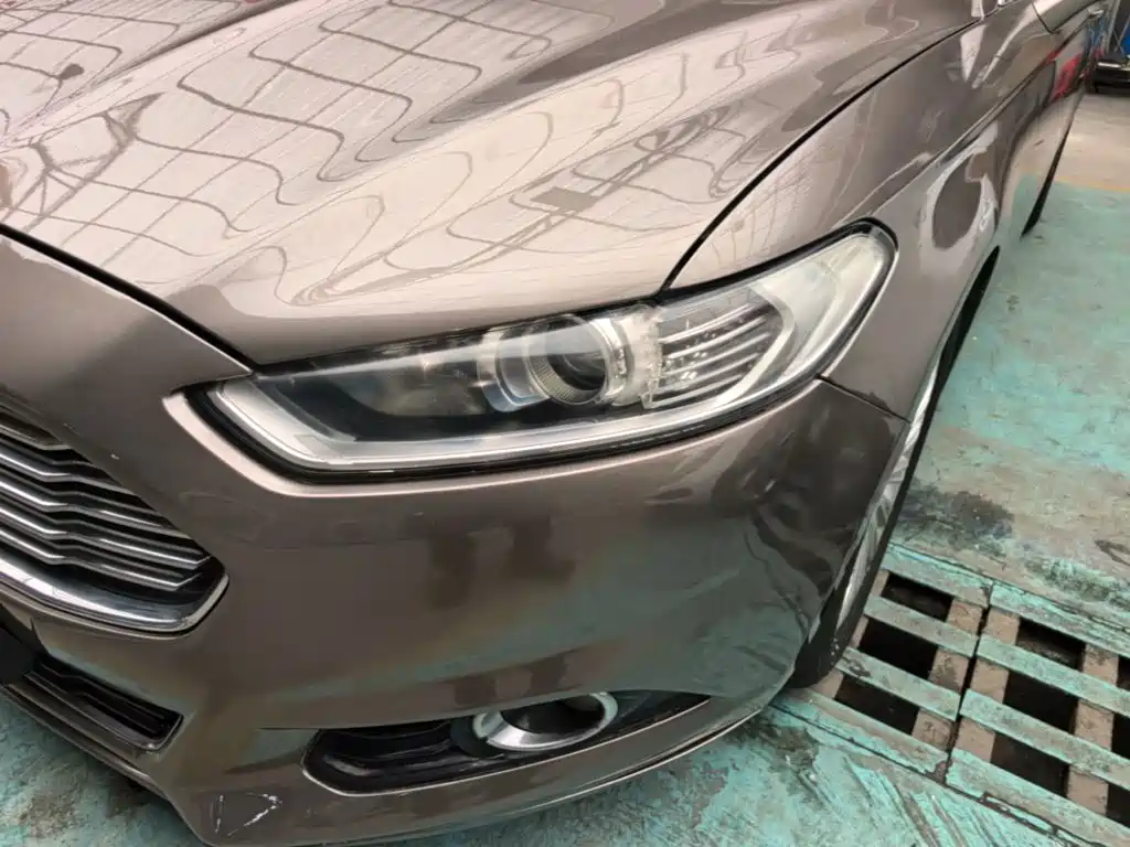 Ford Mondeo — фото 24