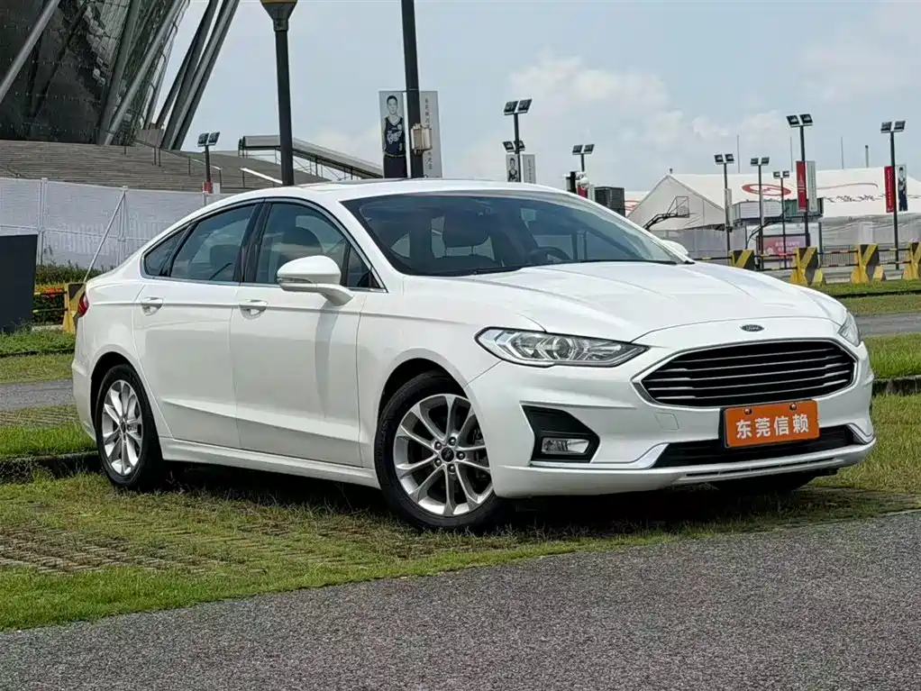 Ford Mondeo — фото 2