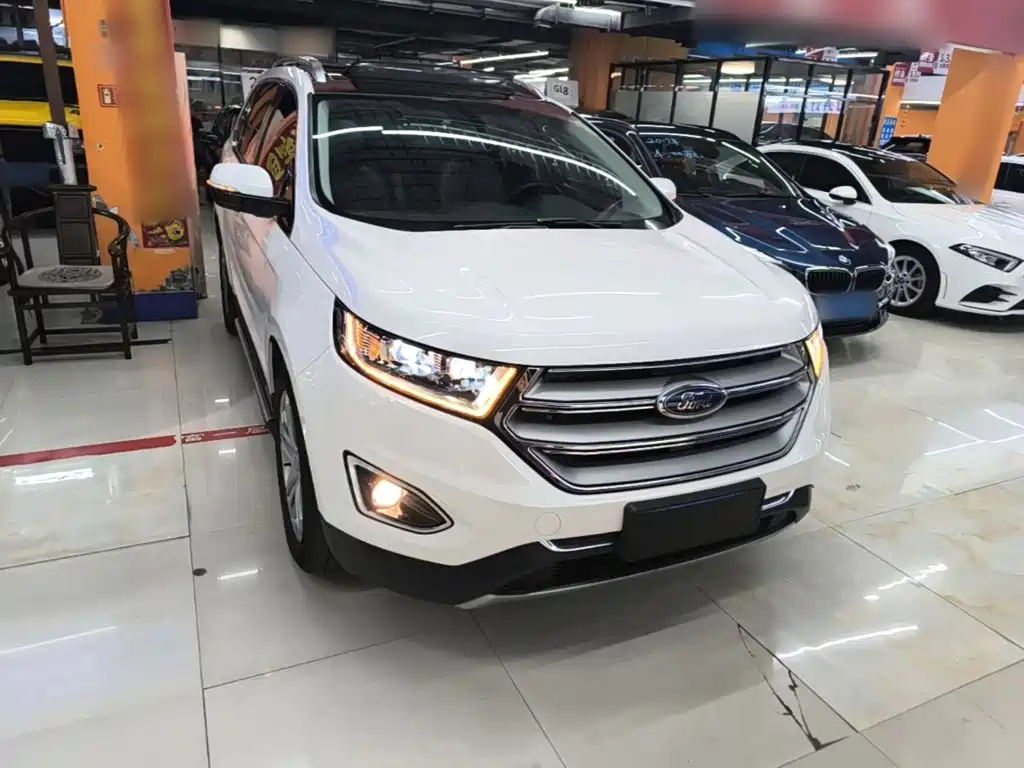 Ford Edge — фото 4