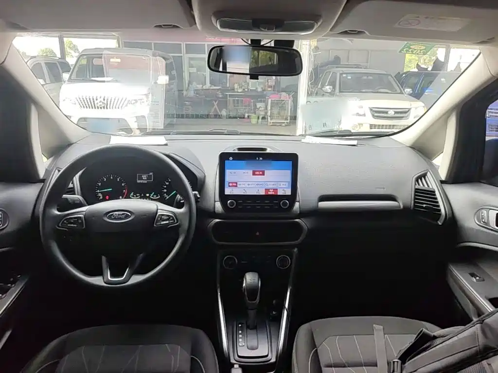 Ford Ecosport — фото 6