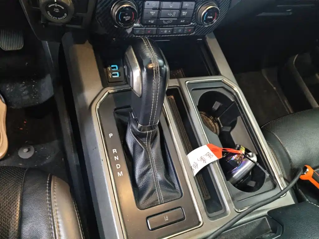 Ford F-150 Raptor — фото 14
