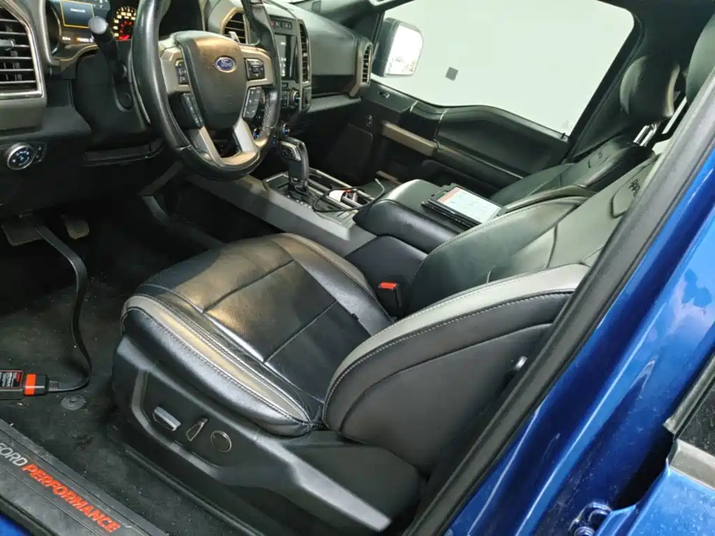 Ford F-150 Raptor — фото 15