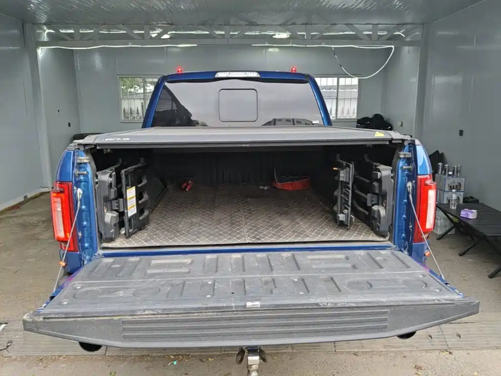 Ford F-150 Raptor — фото 19