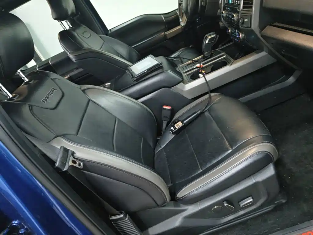 Ford F-150 Raptor — фото 25