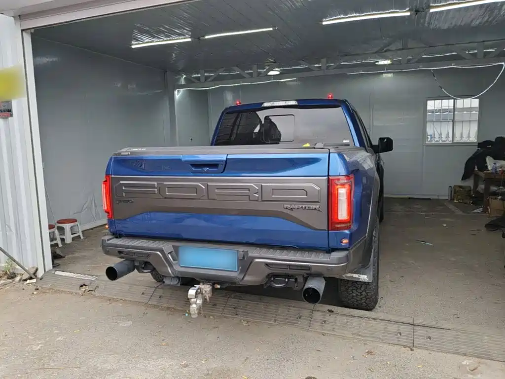 Ford F-150 Raptor — фото 7