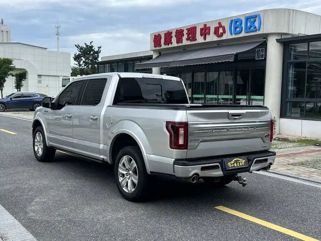 Ford F-150 Raptor — фото 4