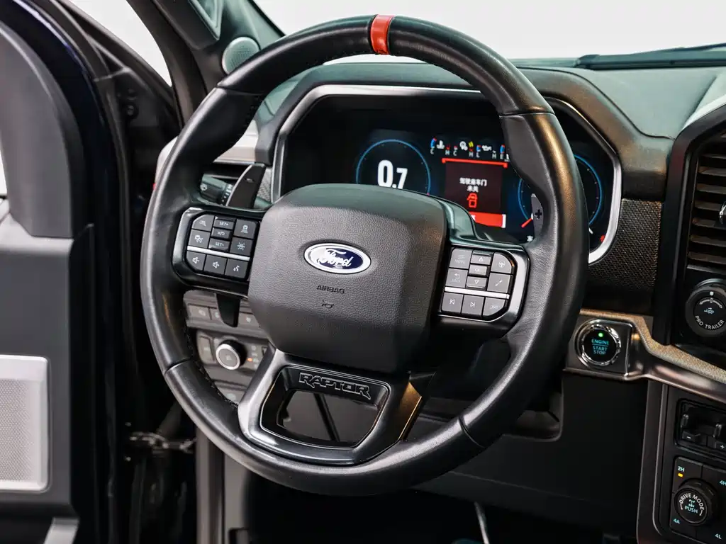 Ford F-150 Raptor — фото 18
