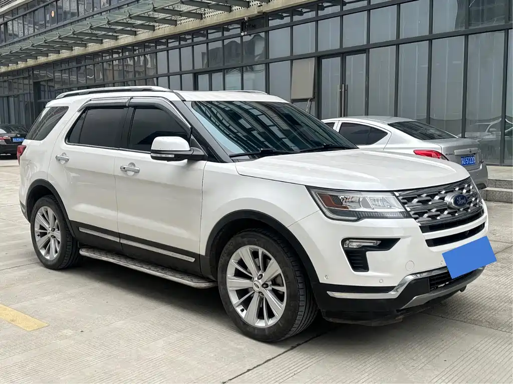 Ford Explorer (Import) — фото 3