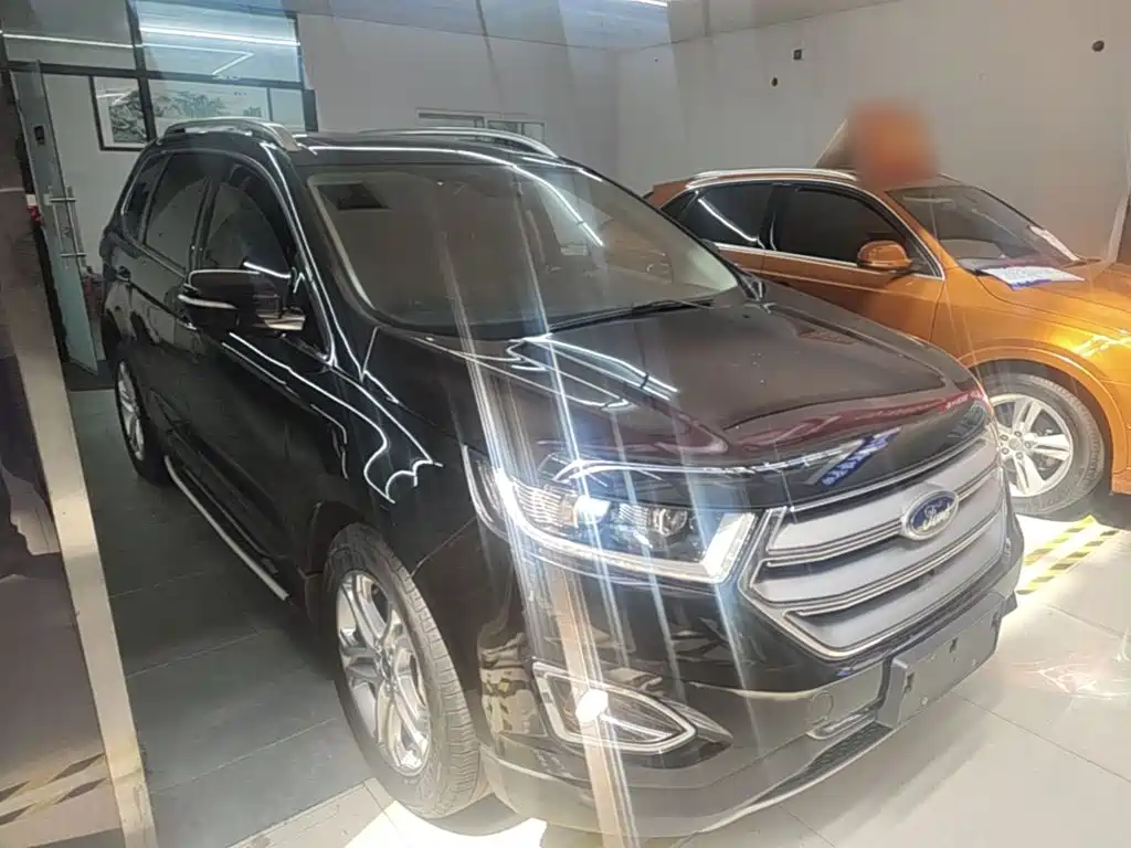 Ford Edge — фото 4