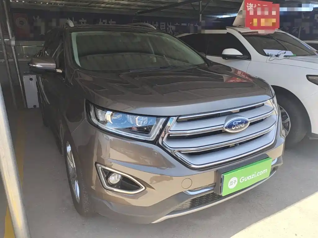 Ford Edge — фото 4
