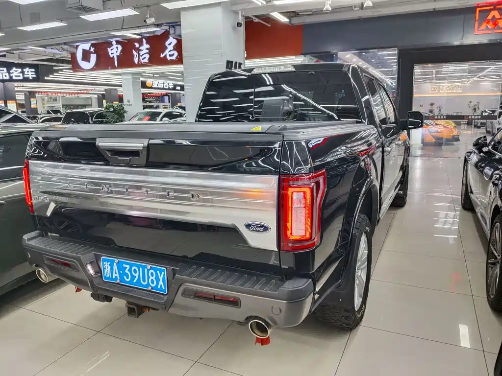 Ford F-150 Raptor — фото 9