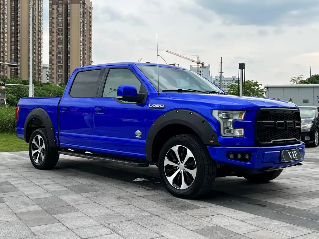 Ford F-150 Raptor — фото 11