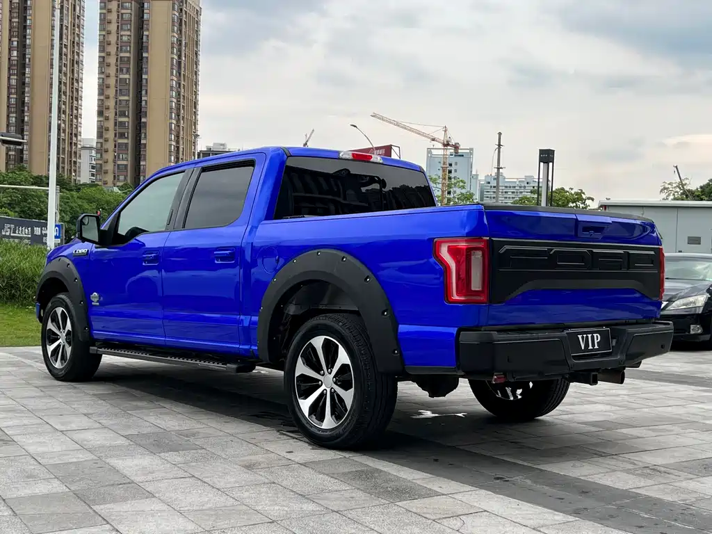 Ford F-150 Raptor — фото 9