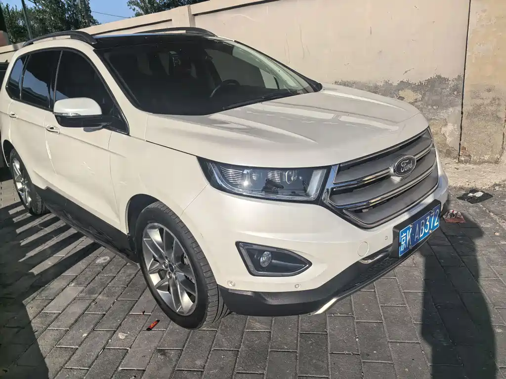 Ford Edge — фото 3