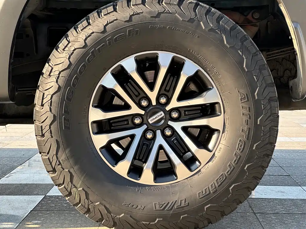 Ford F-150 Raptor — фото 21