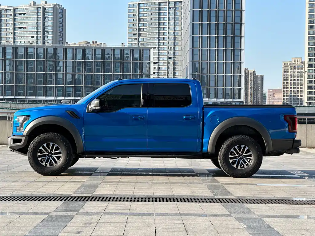 Ford F-150 Raptor — фото 4