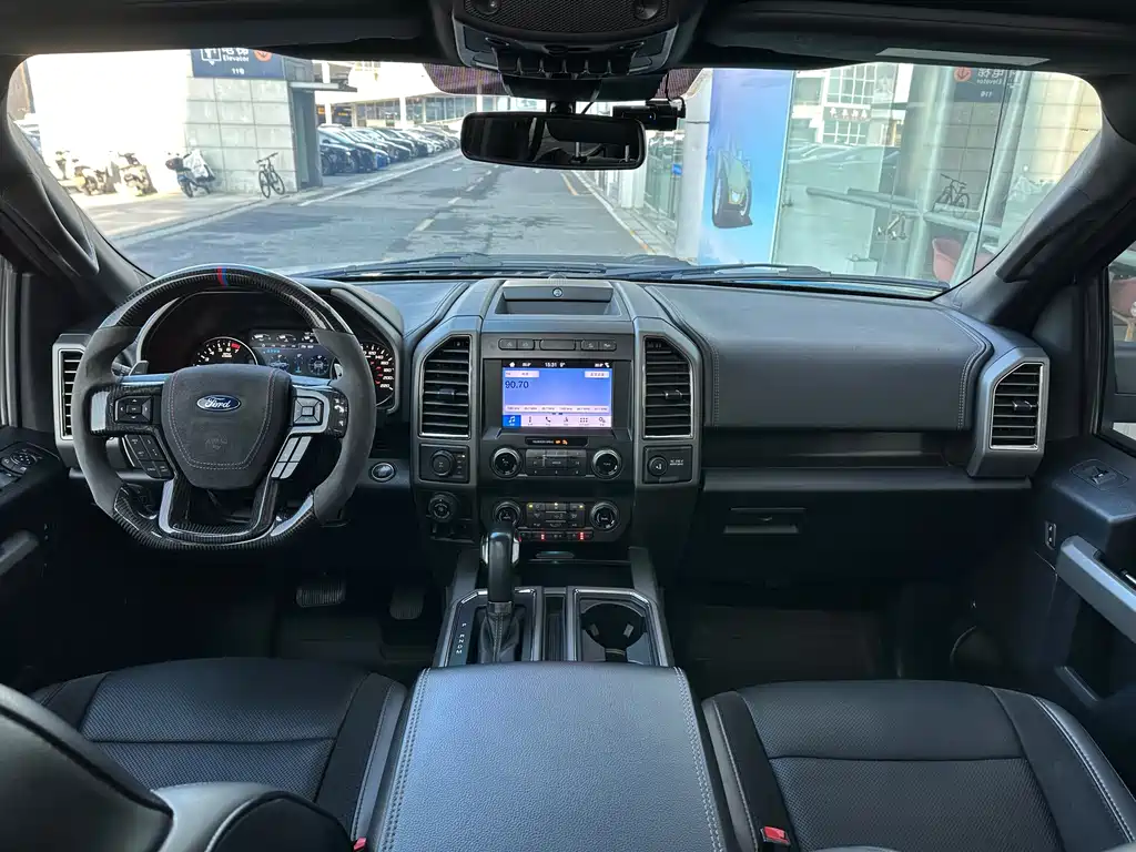 Ford F-150 Raptor — фото 6