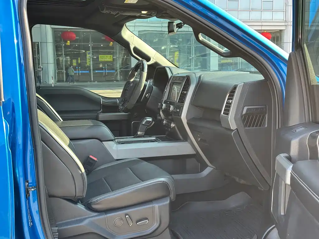 Ford F-150 Raptor — фото 9