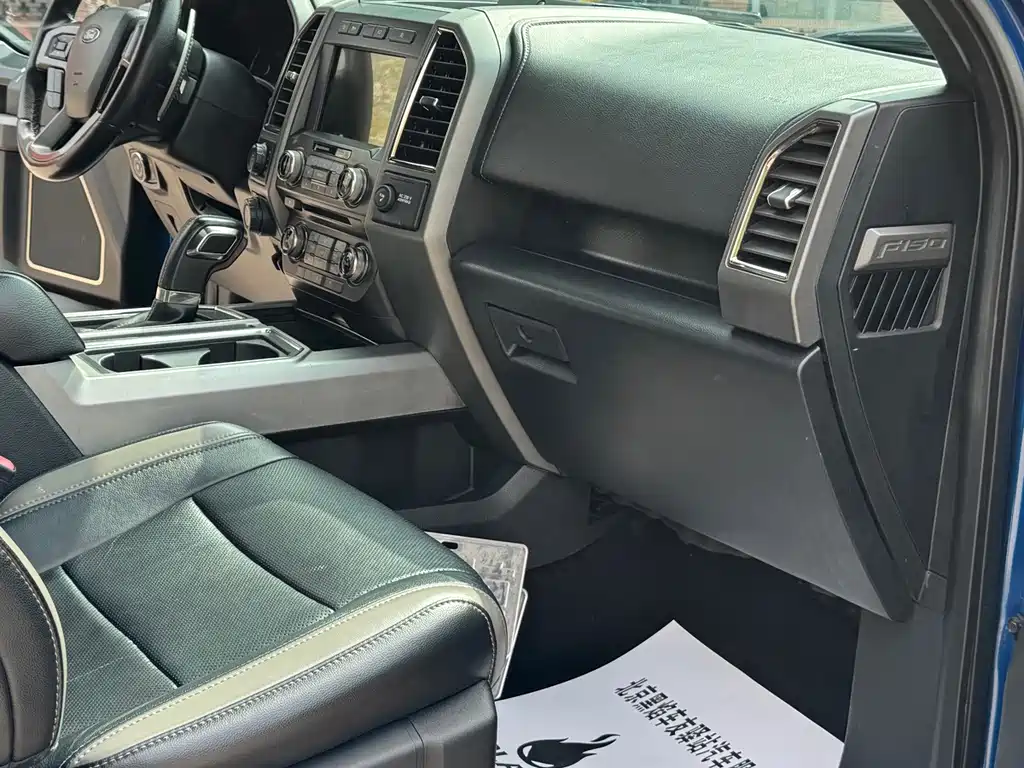 Ford F-150 Raptor — фото 15