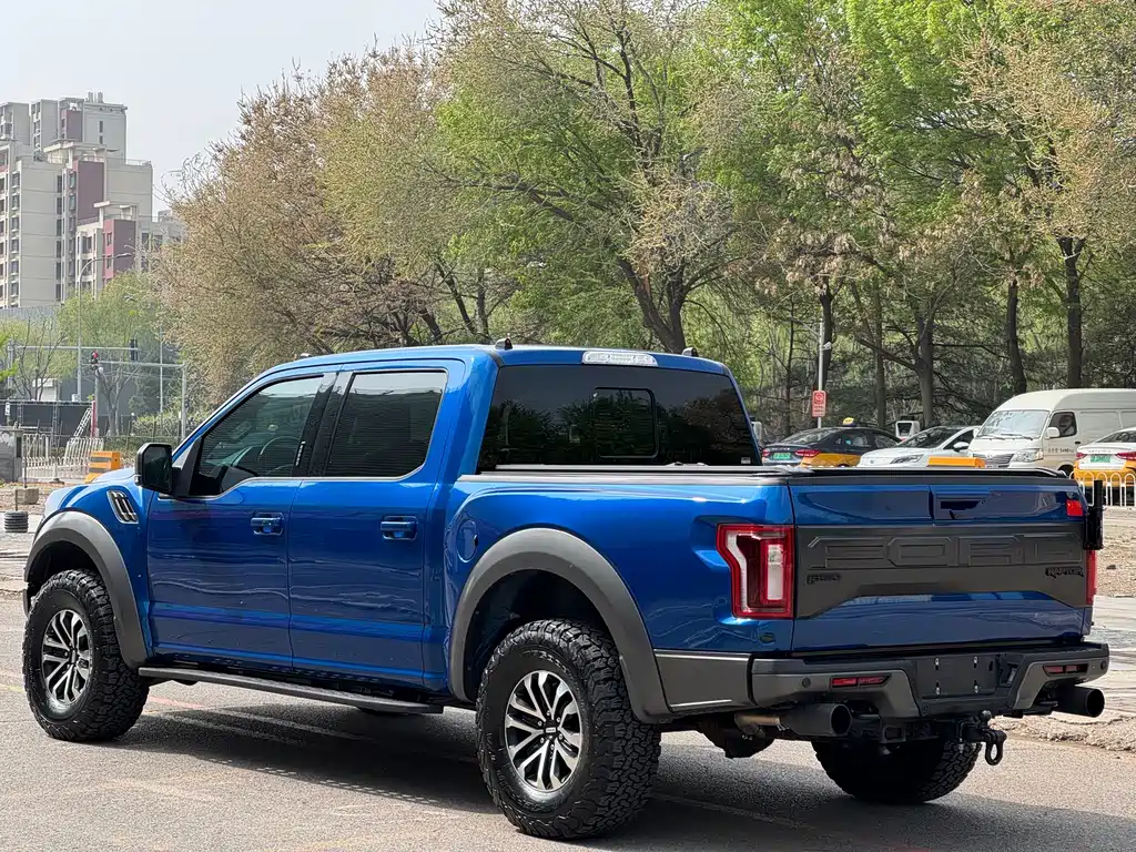 Ford F-150 Raptor — фото 6